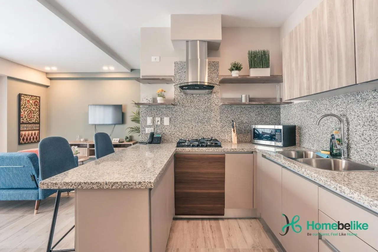 Chic Fully Serviced Apartment At Regatta Living II - 705 Los Prados